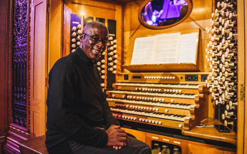 WAYNE MARSHALL OBE  -  2027.