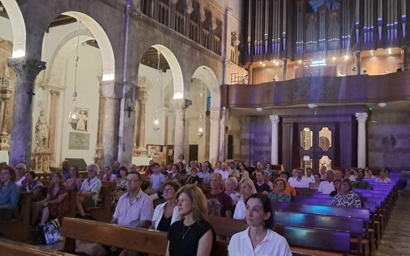 Gallery image for WILLIBALD GUGGENMOS: VIRTUOSITY AND IMPROVISATION BENEATH THE VAULTS OF ST ANASTASIA’S CATHEDRAL