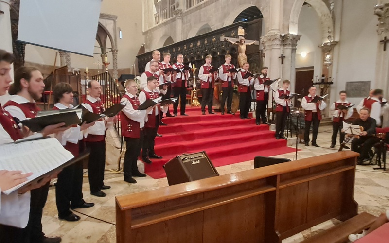 Gallery image for „DUDARYK” – glas Ukrajine iz Lavova u katedrali sv. Stošije